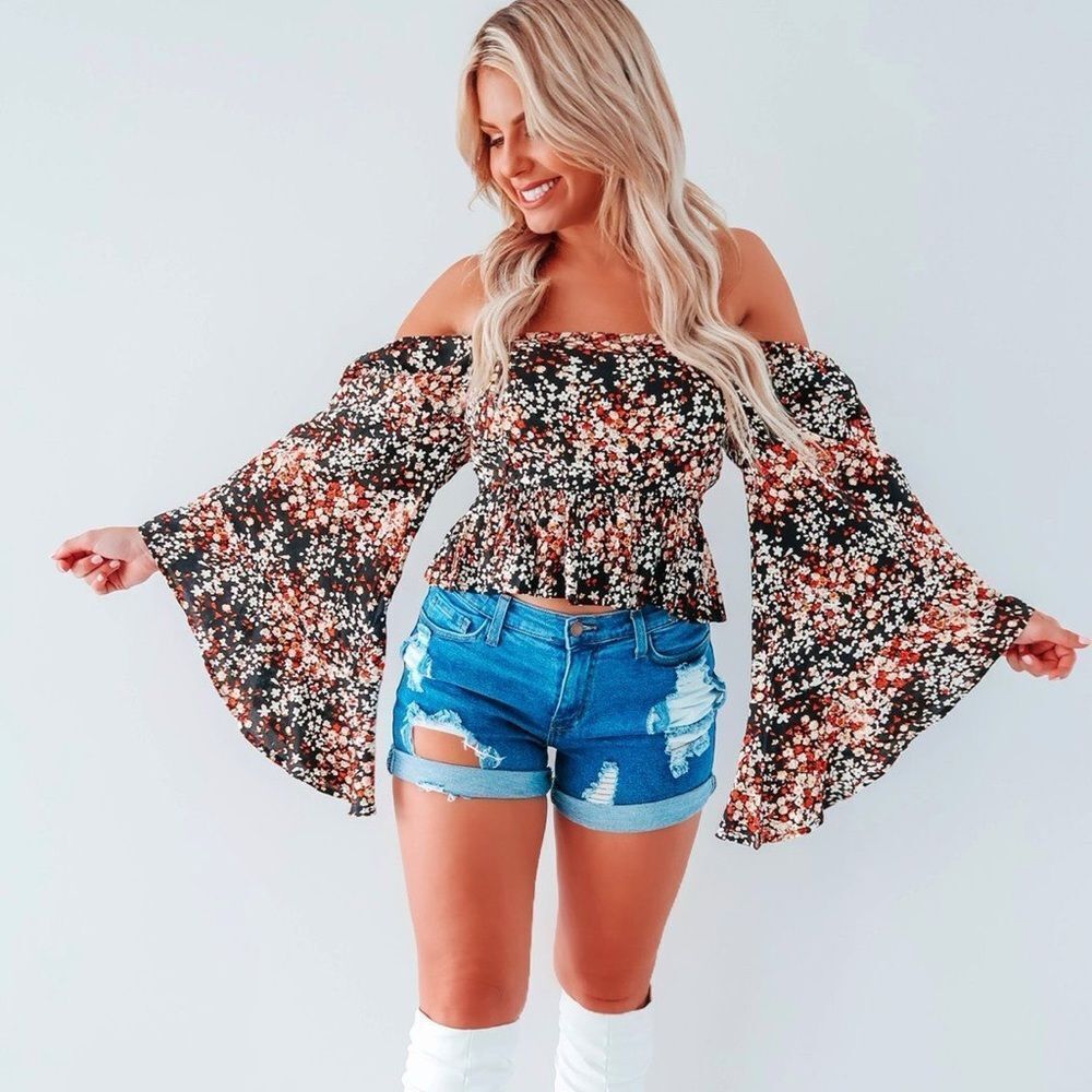 Floral Boho Flowy Cropped Blouse
